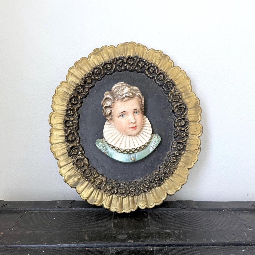 Antique Renaissance Boy‎ Chalkware Bust Wall Hanging Oval Baroque Bisque Frame